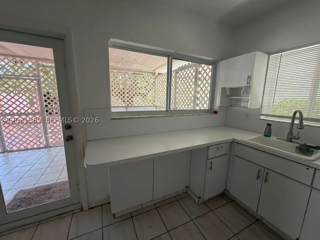 3500 NW 16th Ter, Miami FL 33125