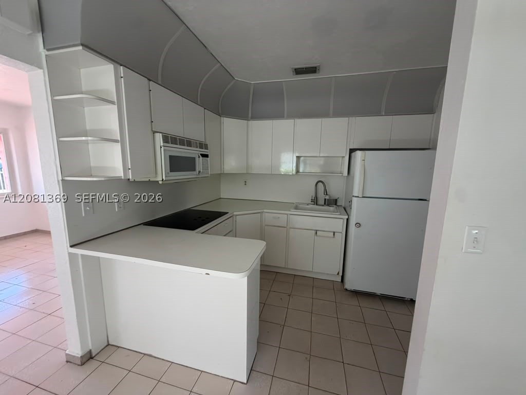 3500 NW 16th Ter, Miami FL 33125