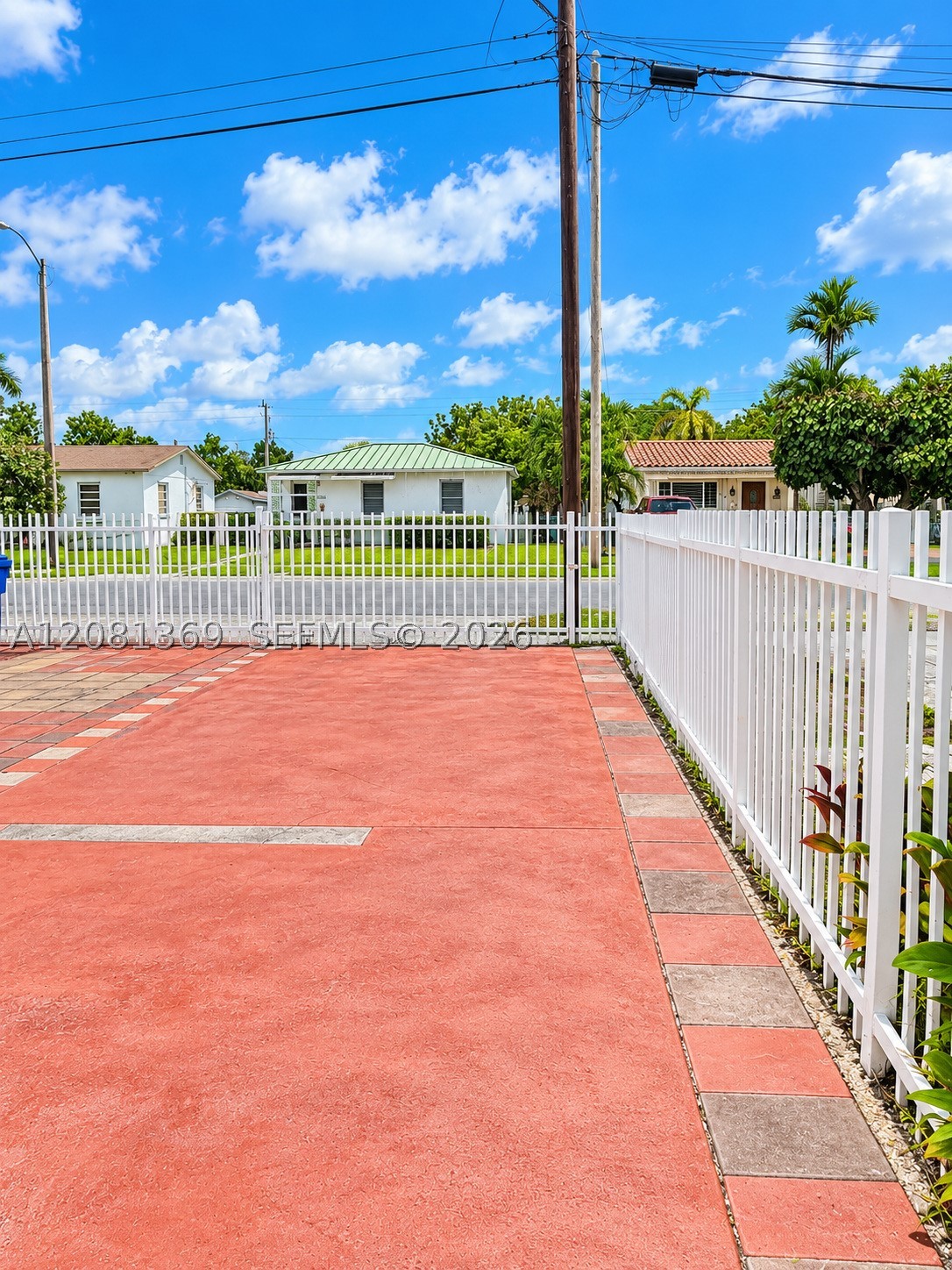 3500 NW 16th Ter, Miami FL 33125