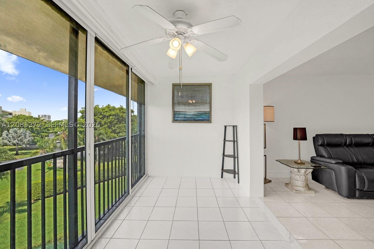 170 SE 5th Ave #405, Dania Beach FL 33004