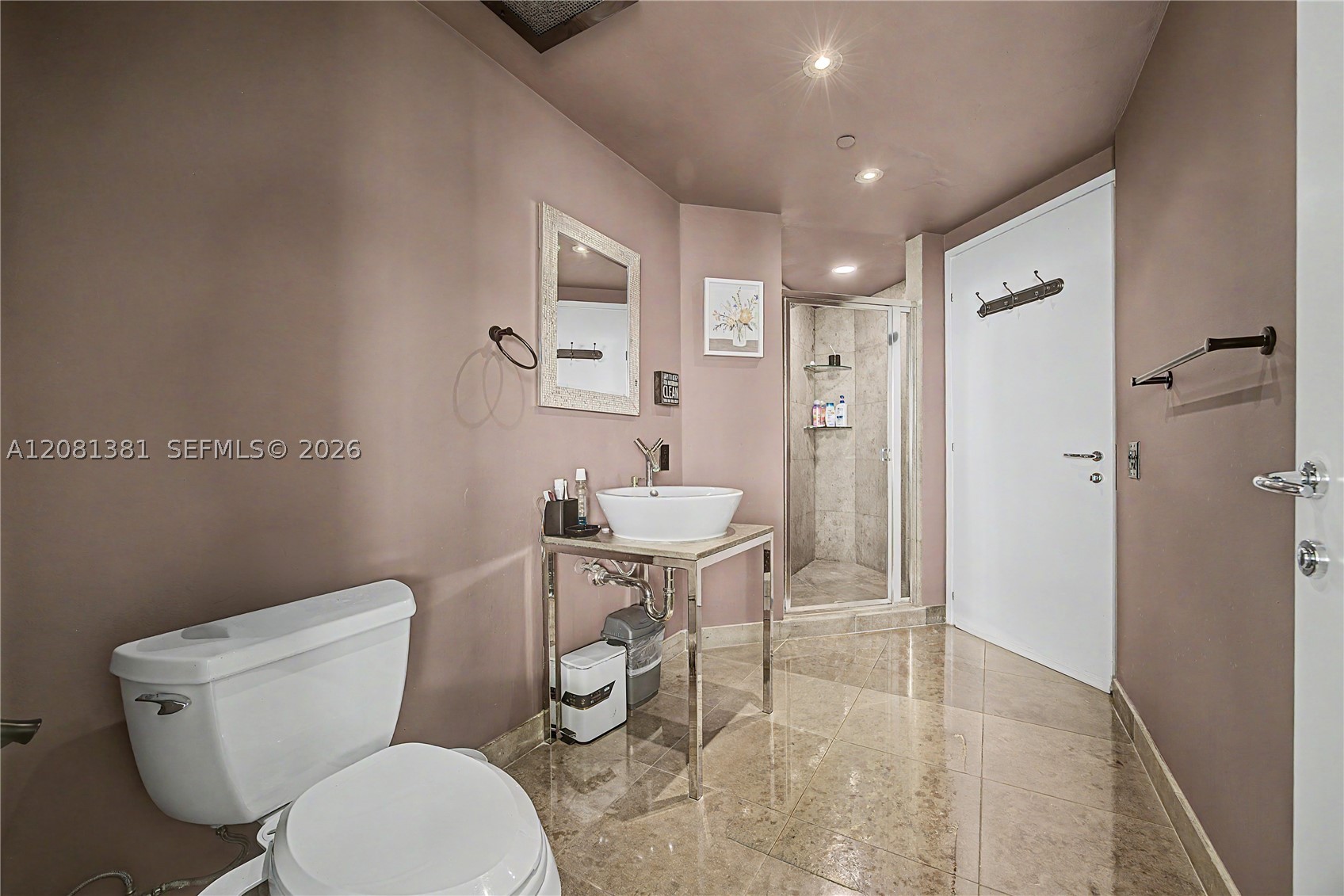 450 Alton Rd #2406, Miami Beach FL 33139