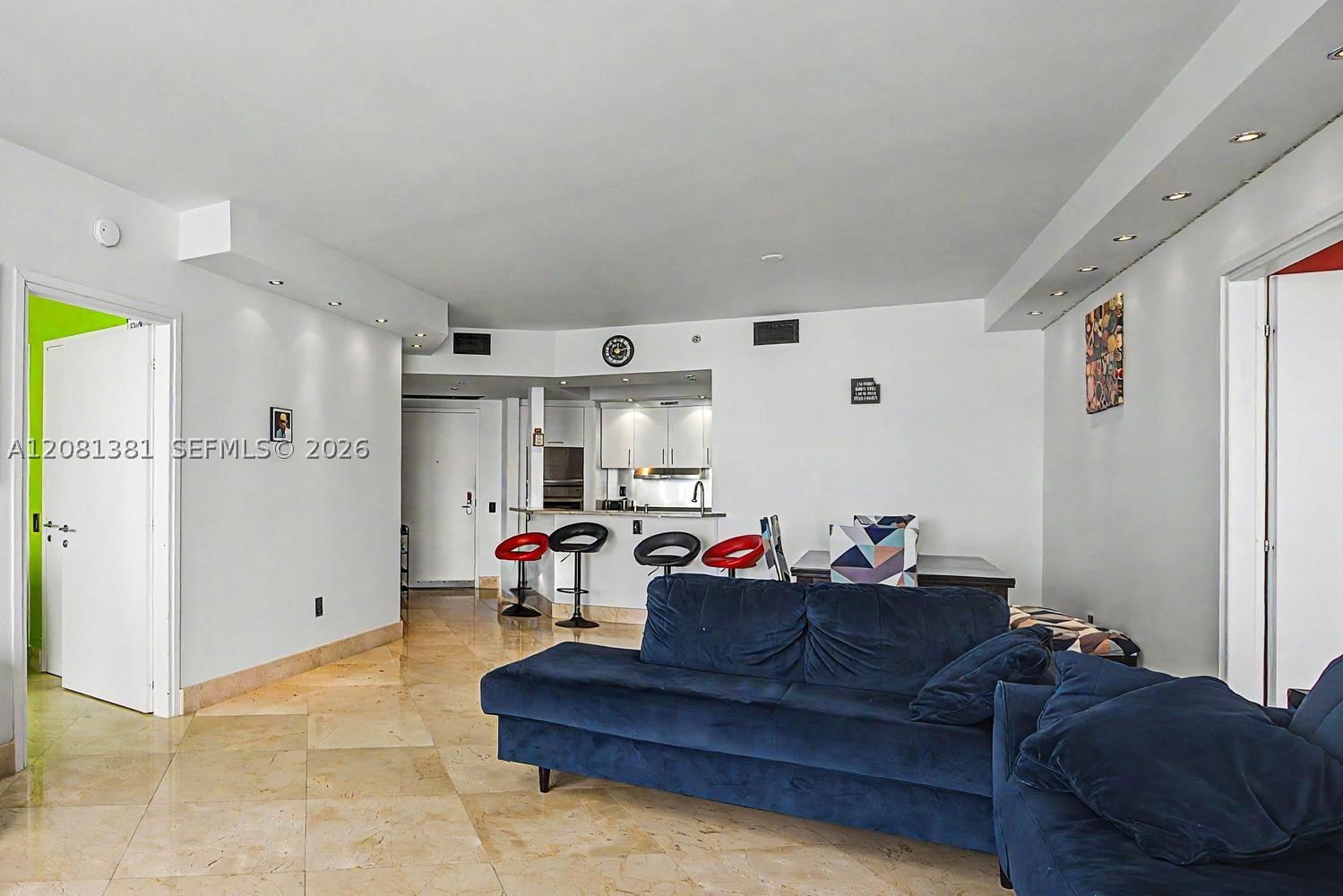 450 Alton Rd #2406, Miami Beach FL 33139