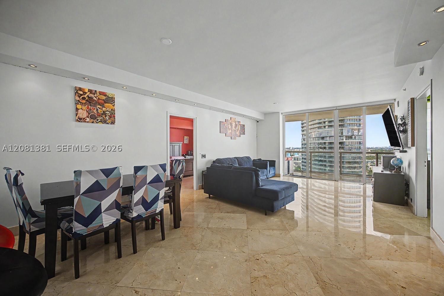 450 Alton Rd #2406, Miami Beach FL 33139
