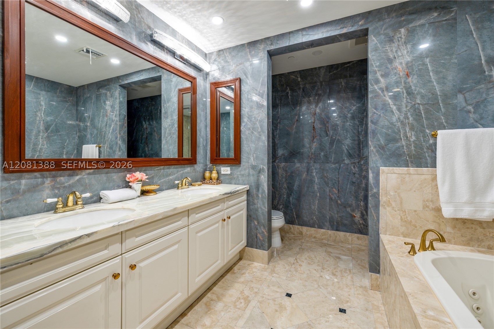 1425 Brickell Ave #45C, Miami FL 33131