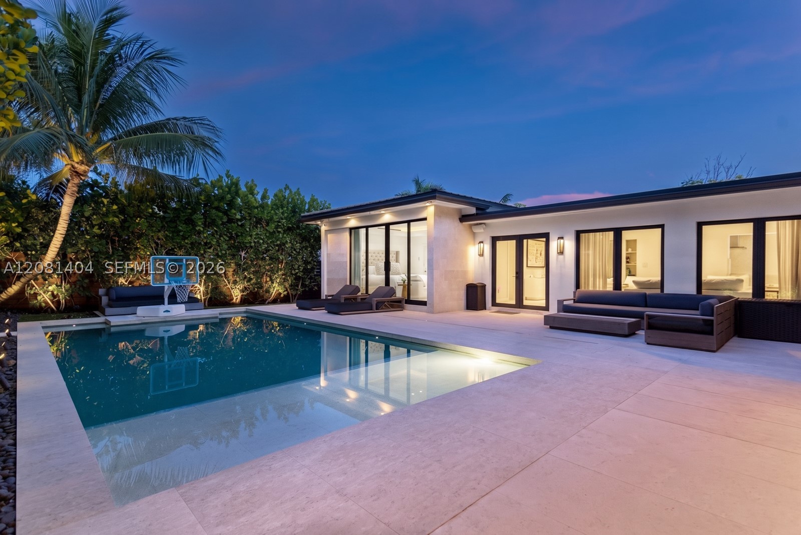 771 Fairway Dr, Miami Beach FL 33141