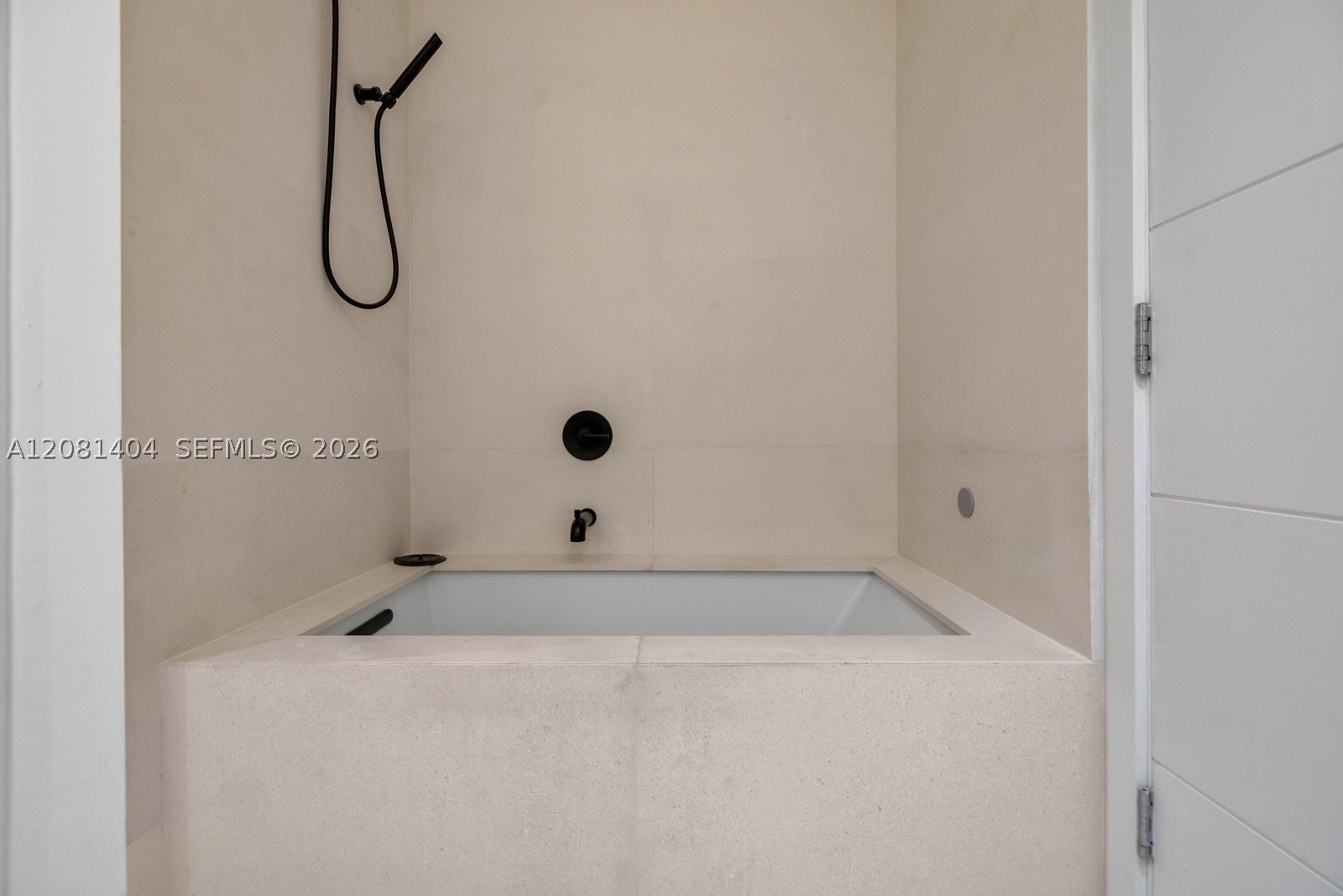 771 Fairway Dr, Miami Beach FL 33141