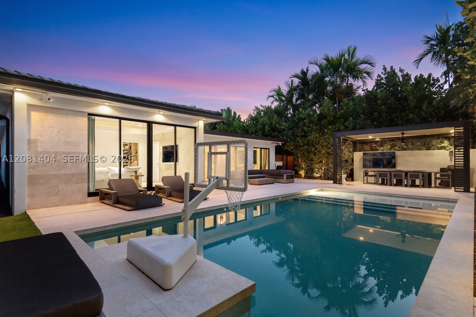 771 Fairway Dr, Miami Beach FL 33141
