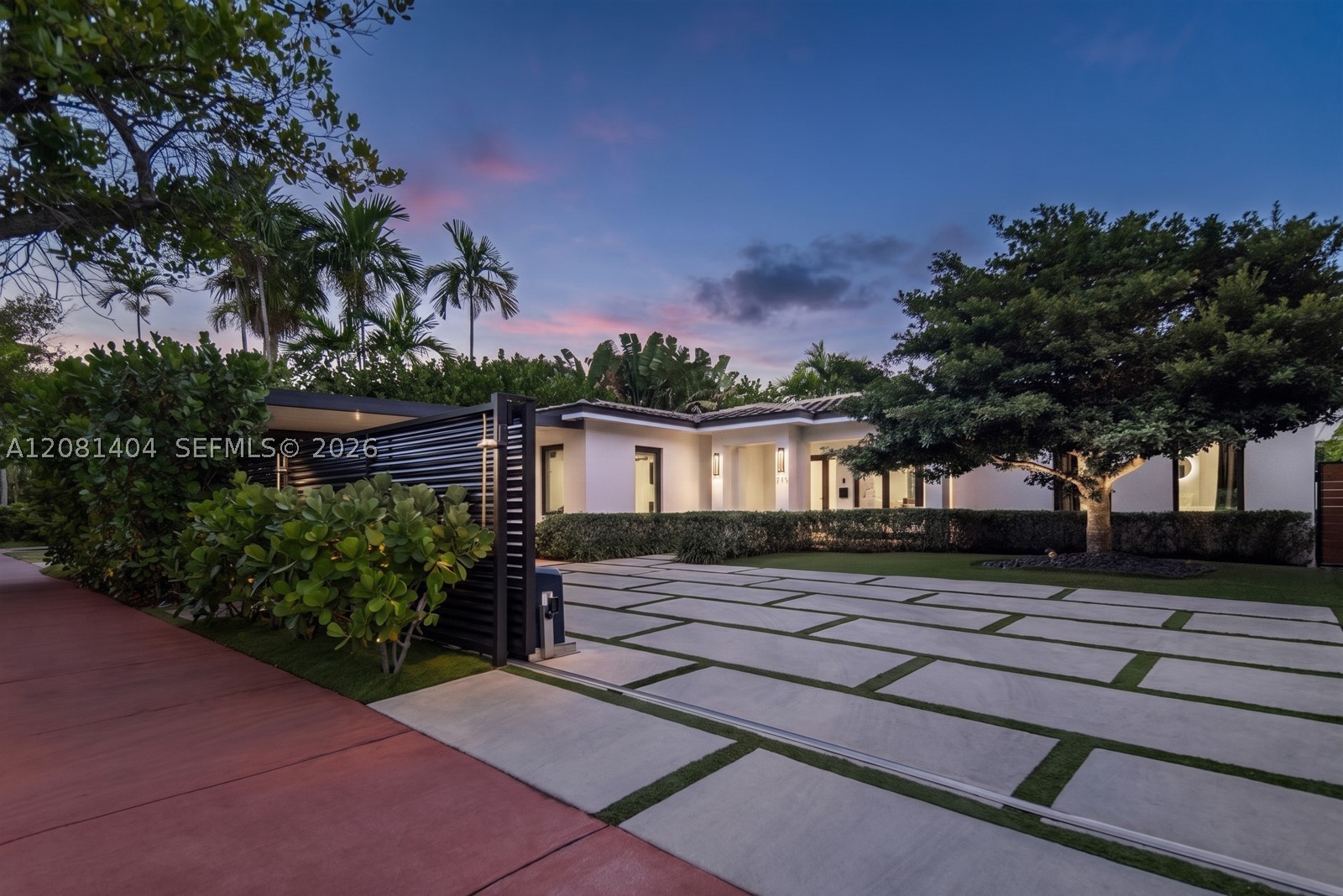 771 Fairway Dr, Miami Beach FL 33141