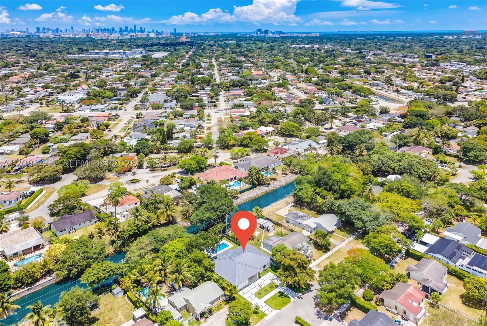 6853 S Waterway Dr, Miami FL 33155