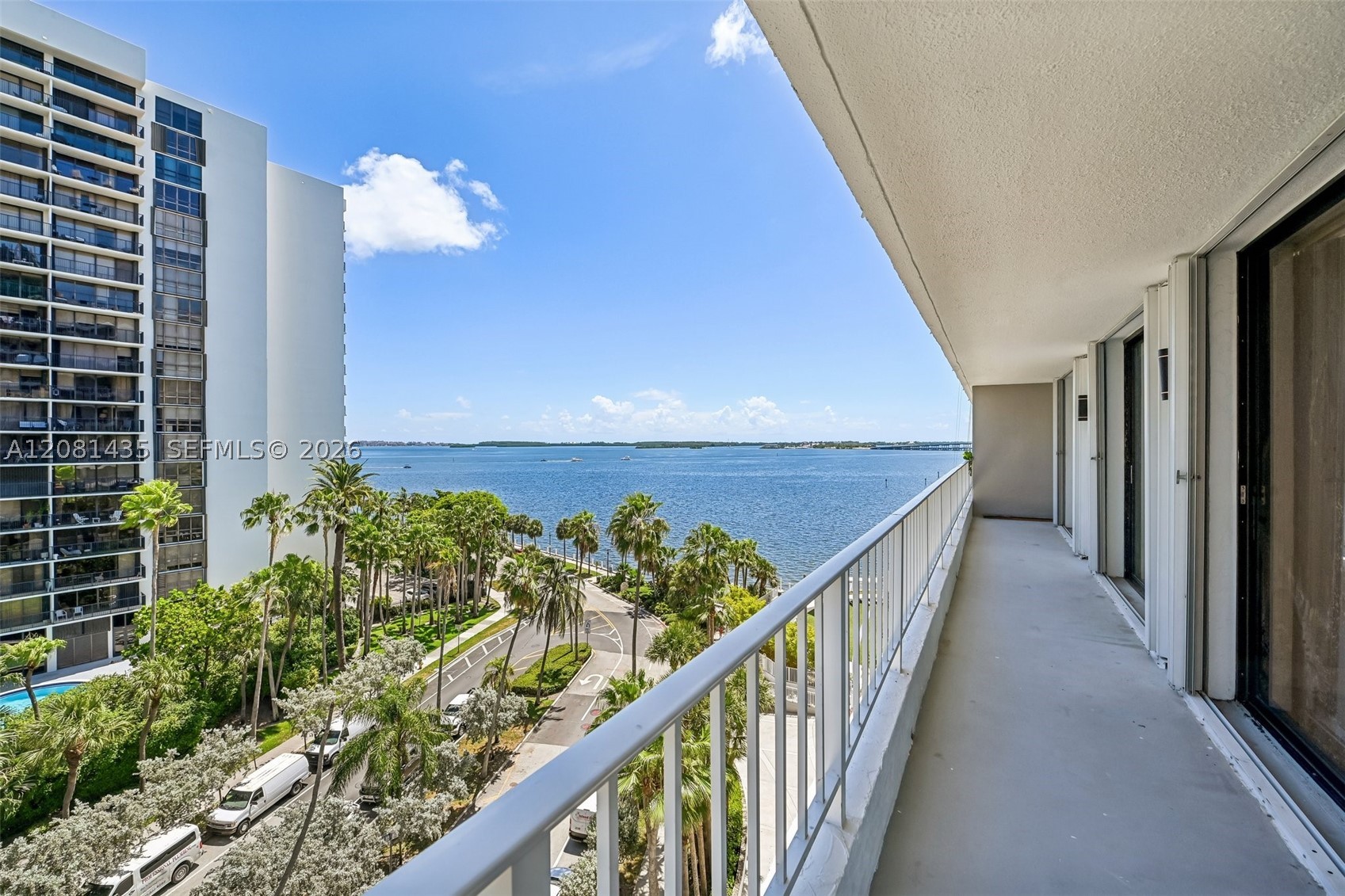 200 SE 15th Rd #9I, Miami FL 33129