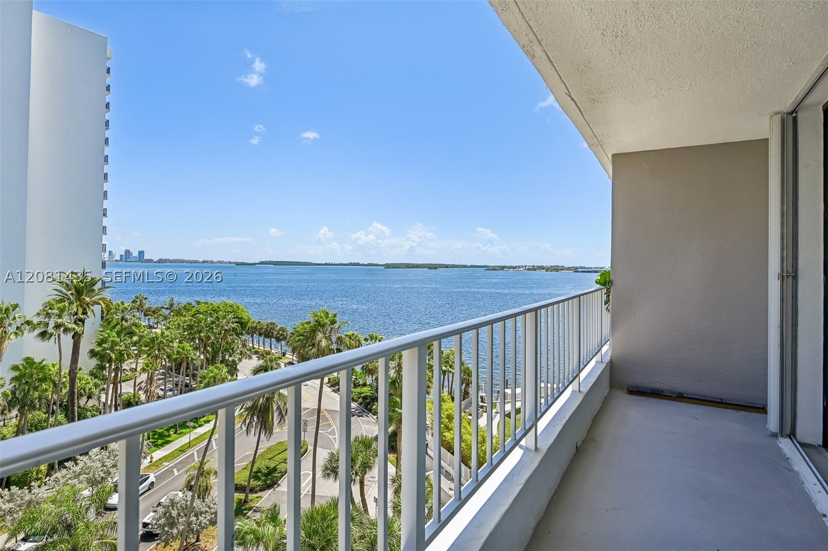 200 SE 15th Rd #9I, Miami FL 33129