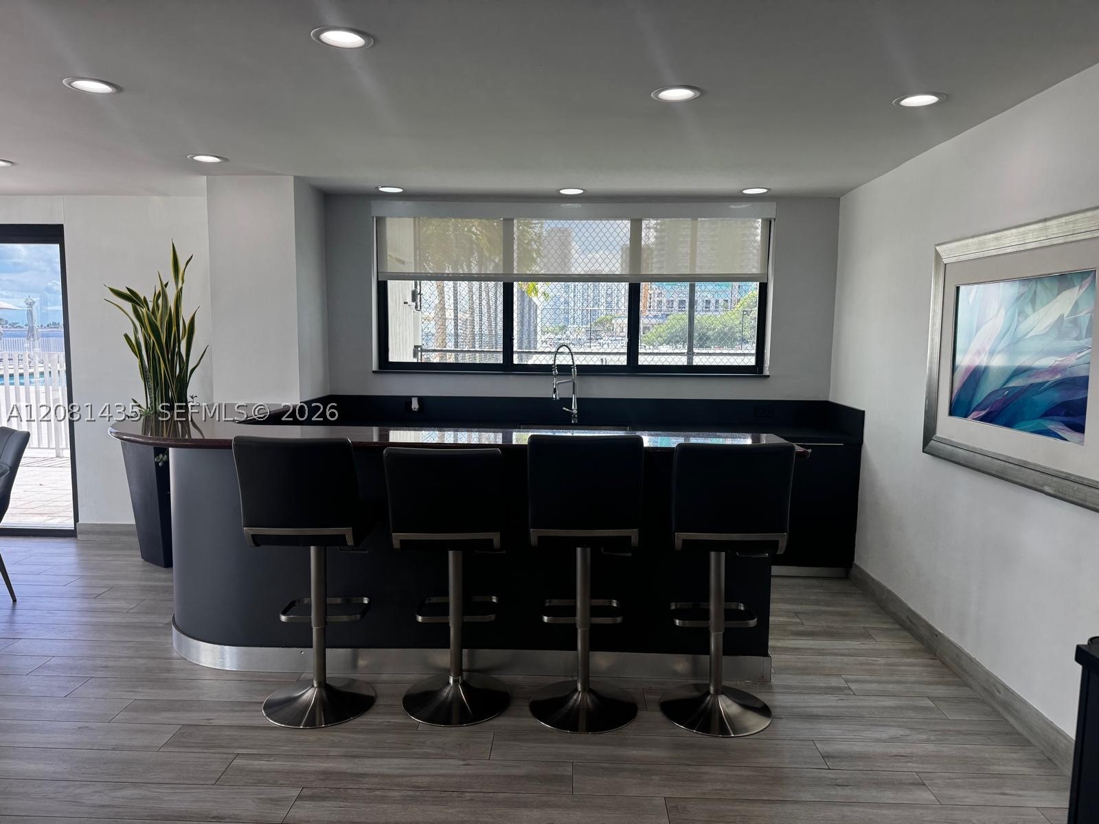 200 SE 15th Rd #9I, Miami FL 33129