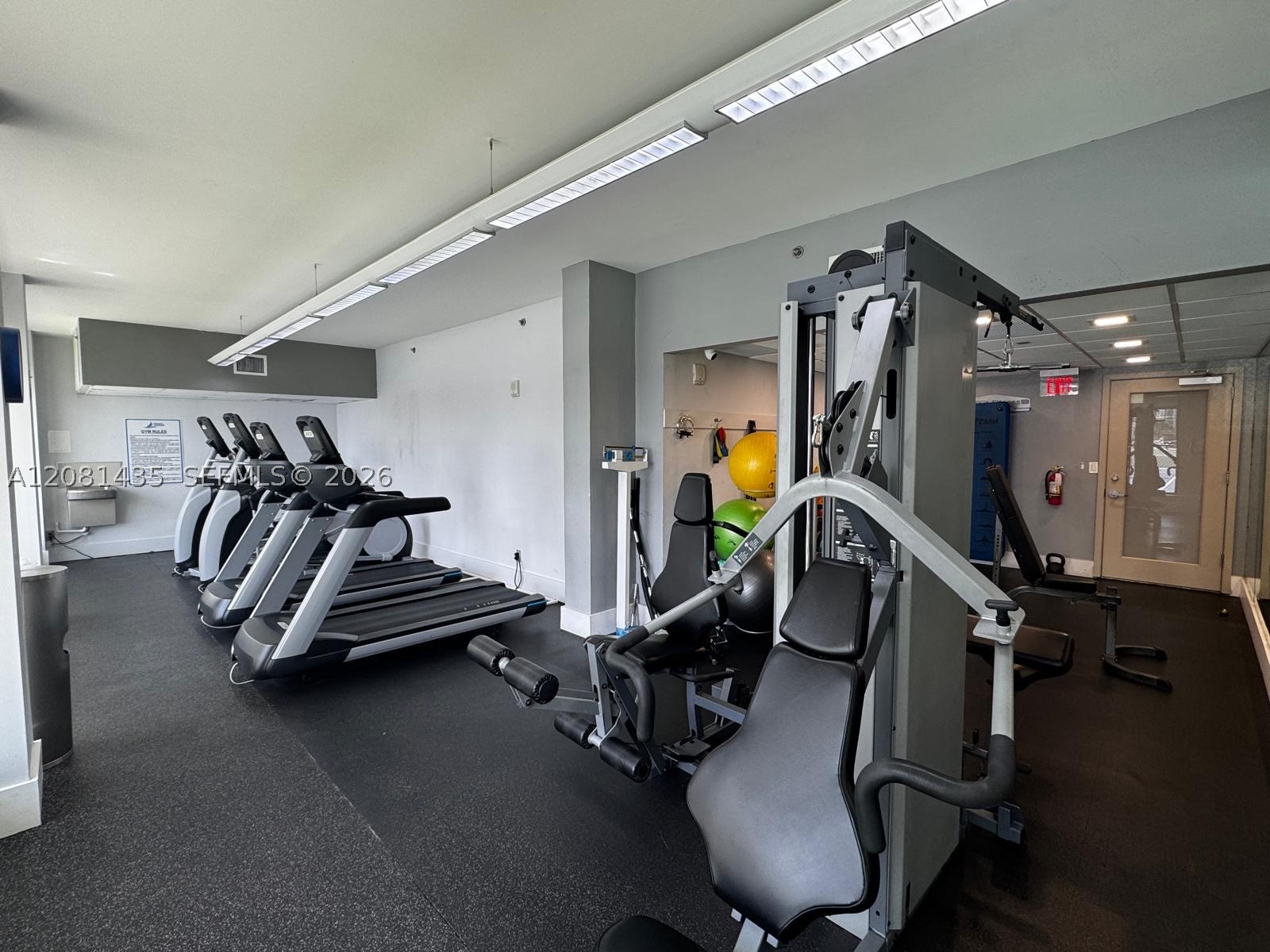 200 SE 15th Rd #9I, Miami FL 33129
