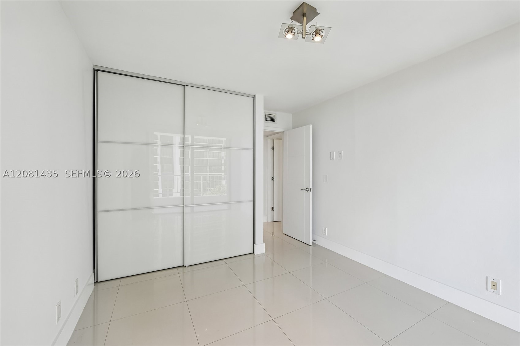 200 SE 15th Rd #9I, Miami FL 33129