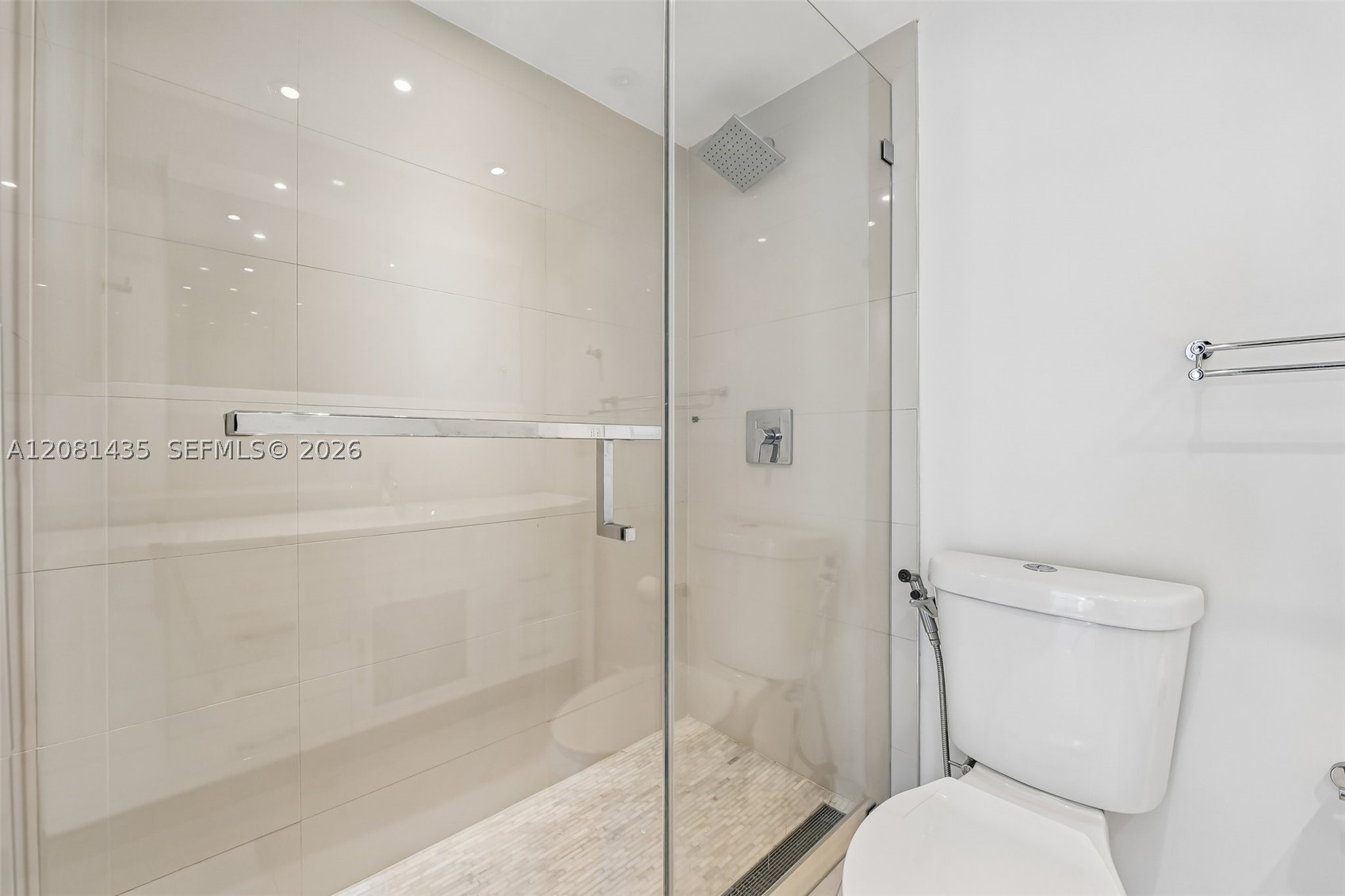 200 SE 15th Rd #9I, Miami FL 33129