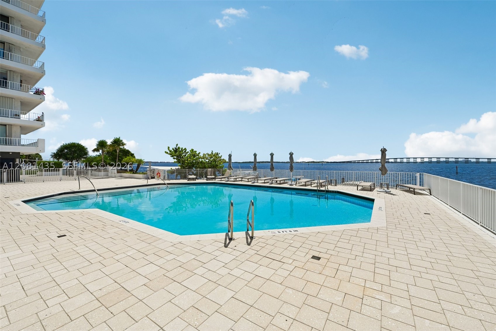 200 SE 15th Rd #9I, Miami FL 33129
