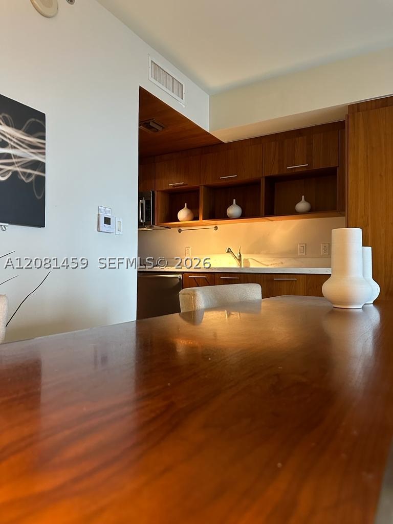 50 Biscayne Blvd #903, Miami FL 33132