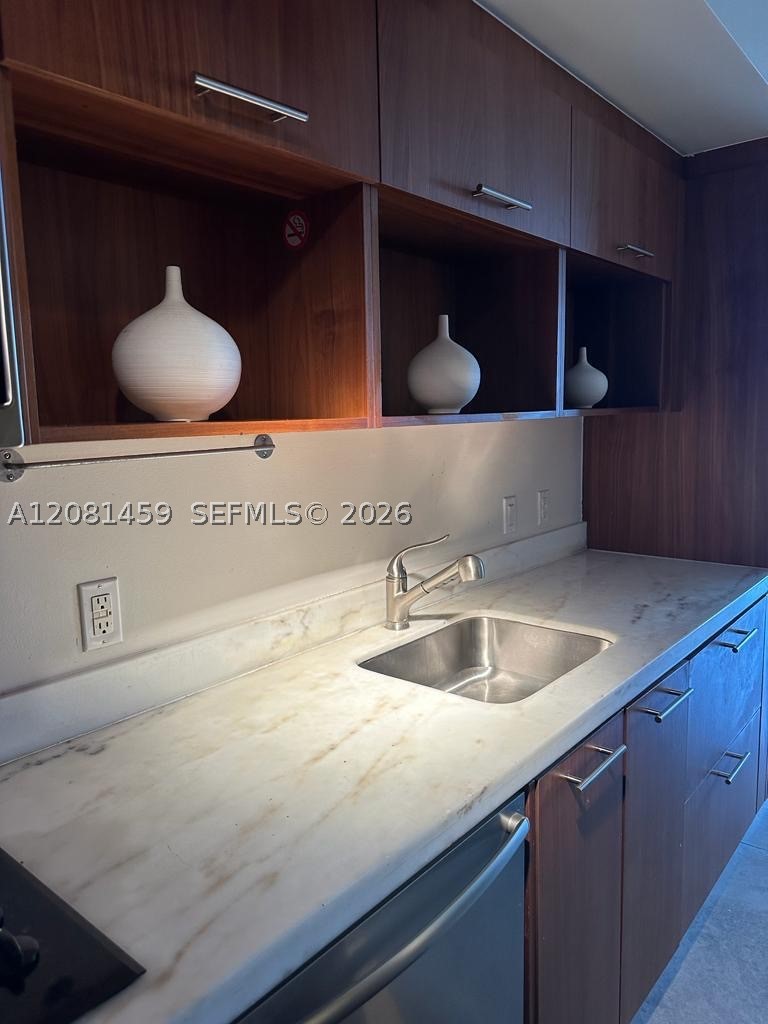 50 Biscayne Blvd #903, Miami FL 33132
