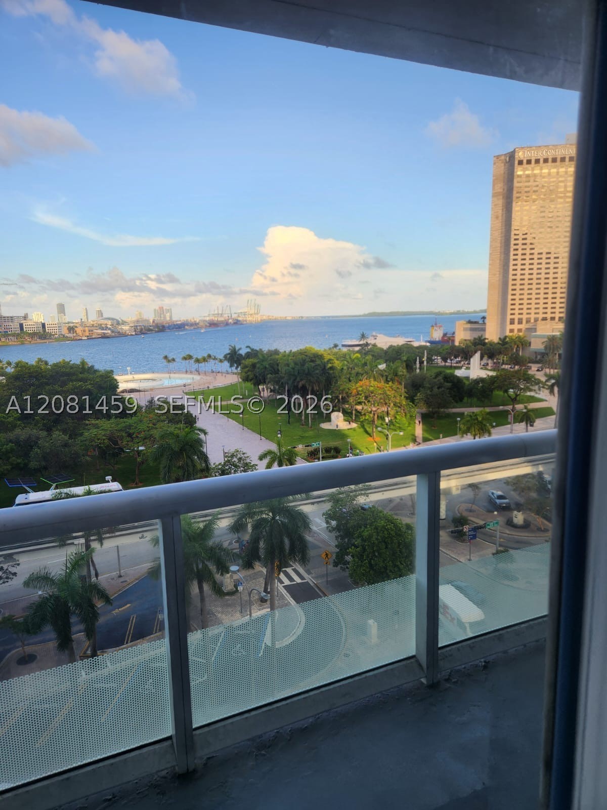50 Biscayne Blvd #903, Miami FL 33132