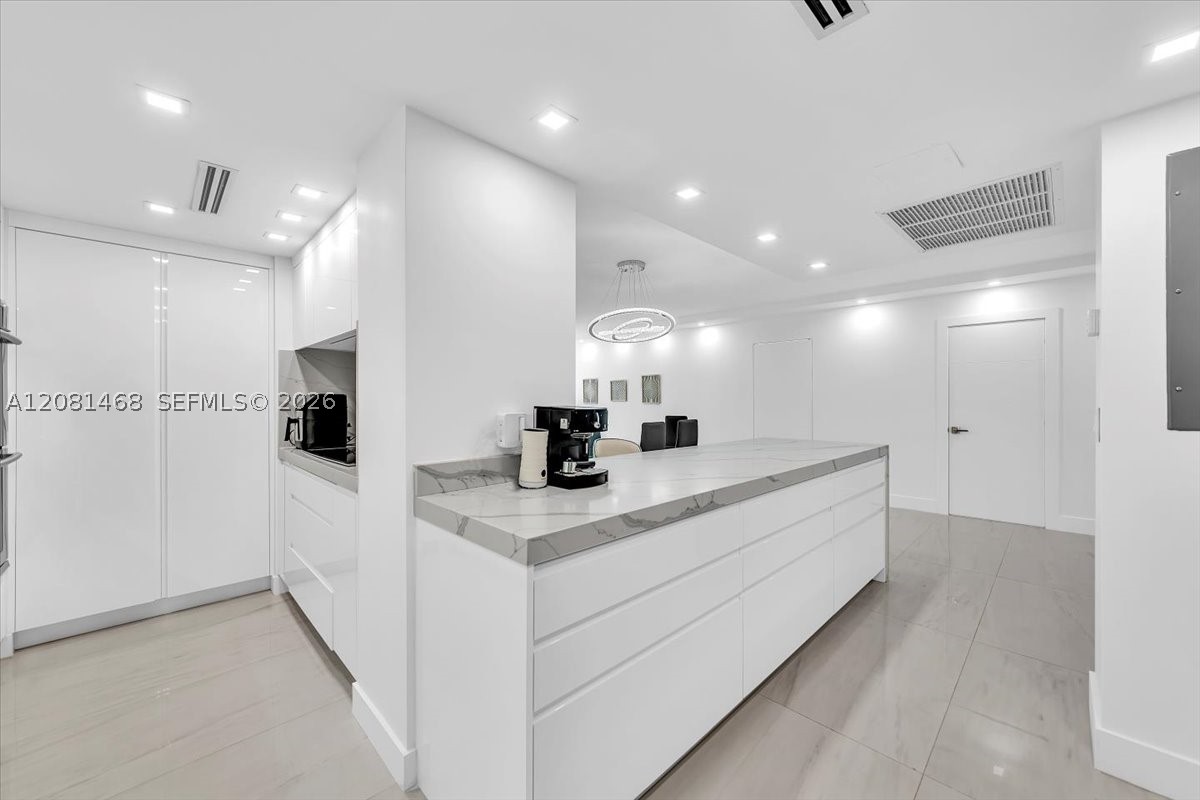 9801 Collins Ave #5U, Bal Harbour FL 33154