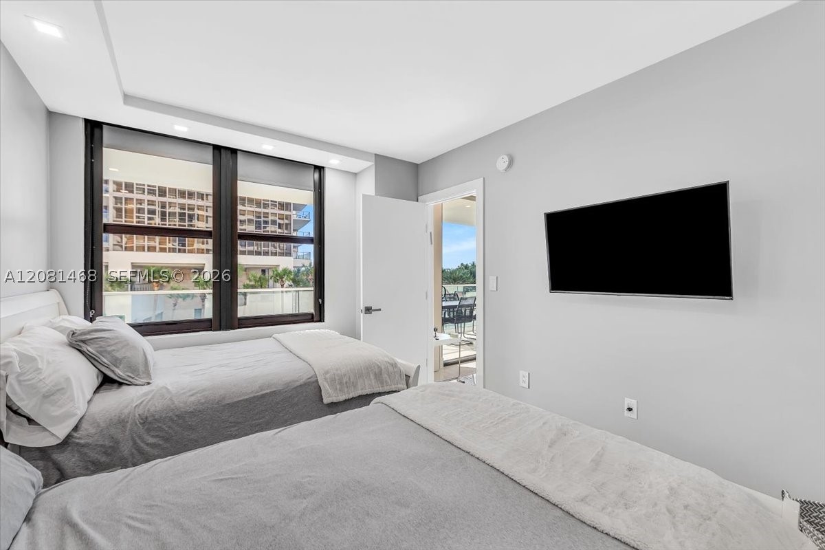 9801 Collins Ave #5U, Bal Harbour FL 33154