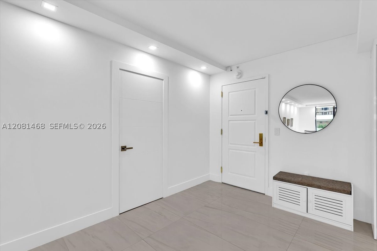 9801 Collins Ave #5U, Bal Harbour FL 33154