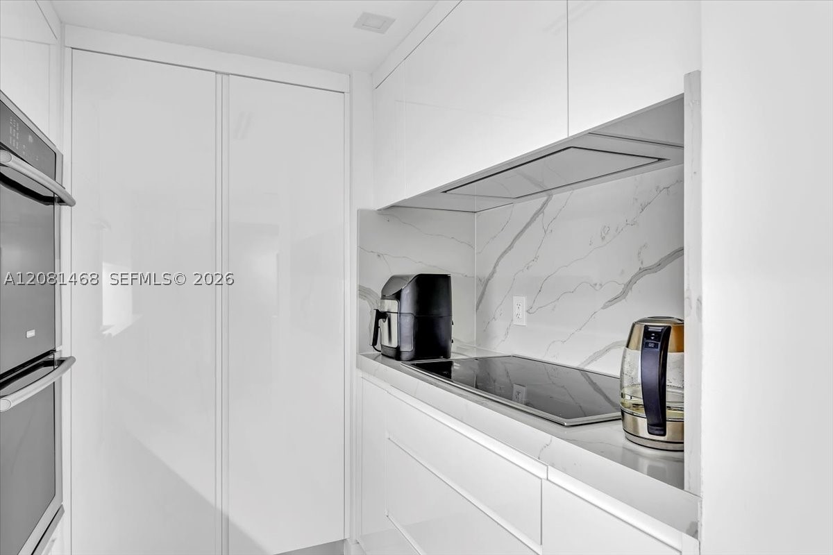 9801 Collins Ave #5U, Bal Harbour FL 33154