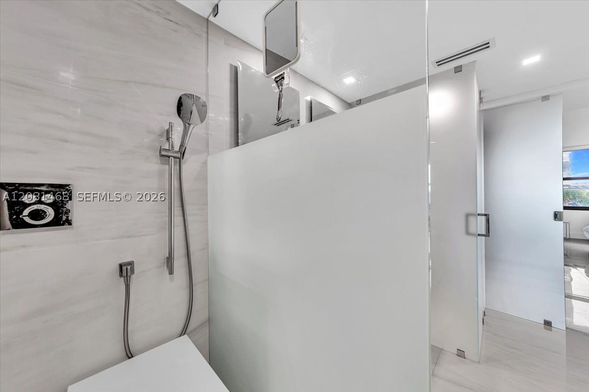 9801 Collins Ave #5U, Bal Harbour FL 33154