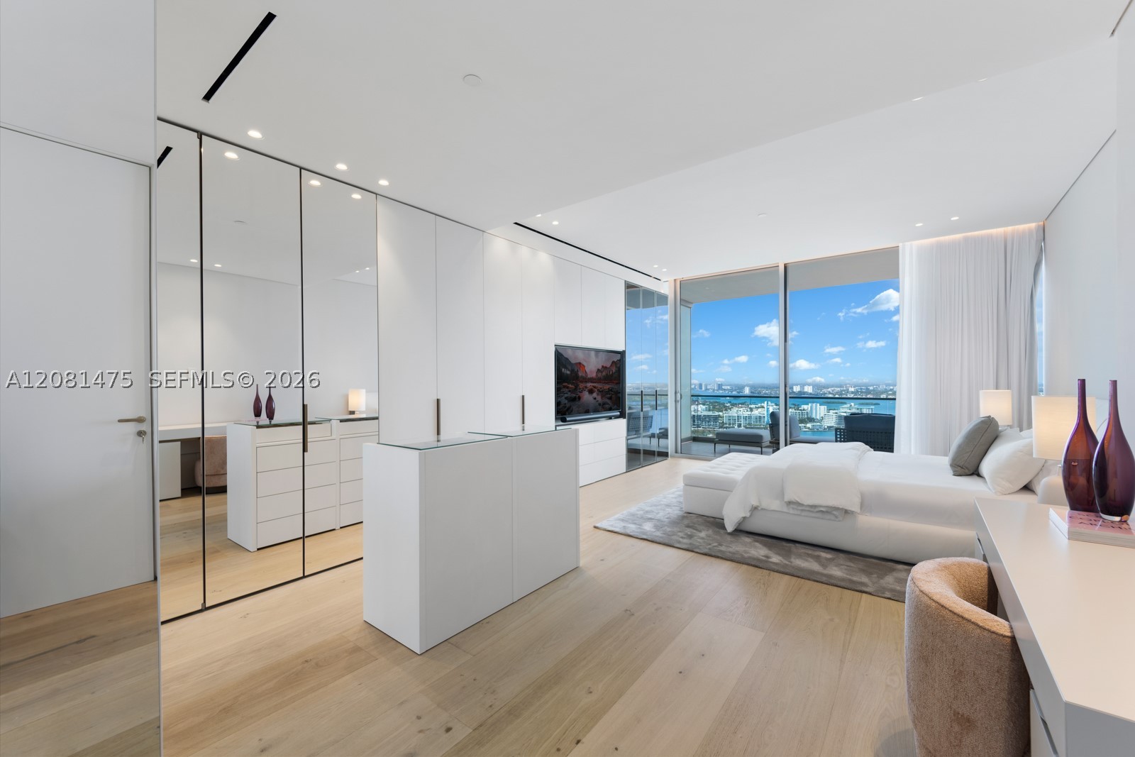 10203 Collins Ave #LPH 2701, Bal Harbour FL 33154