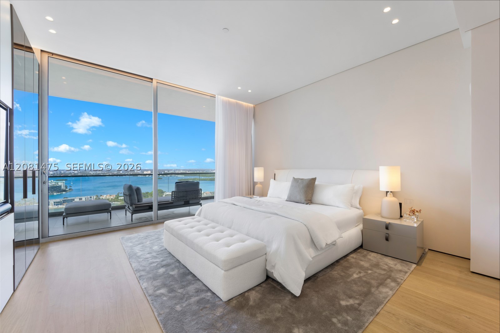 10203 Collins Ave #LPH 2701, Bal Harbour FL 33154