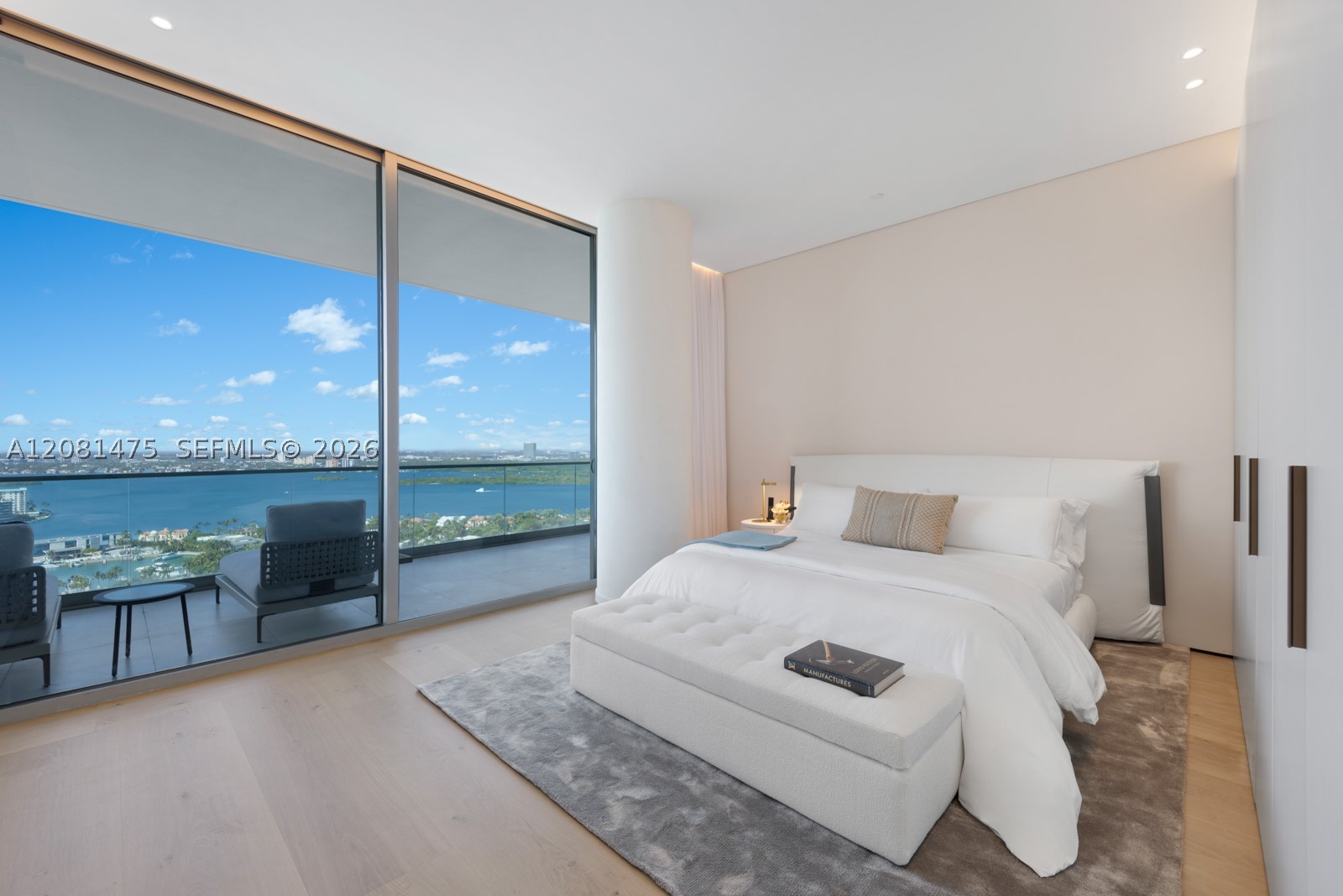 10203 Collins Ave #LPH 2701, Bal Harbour FL 33154