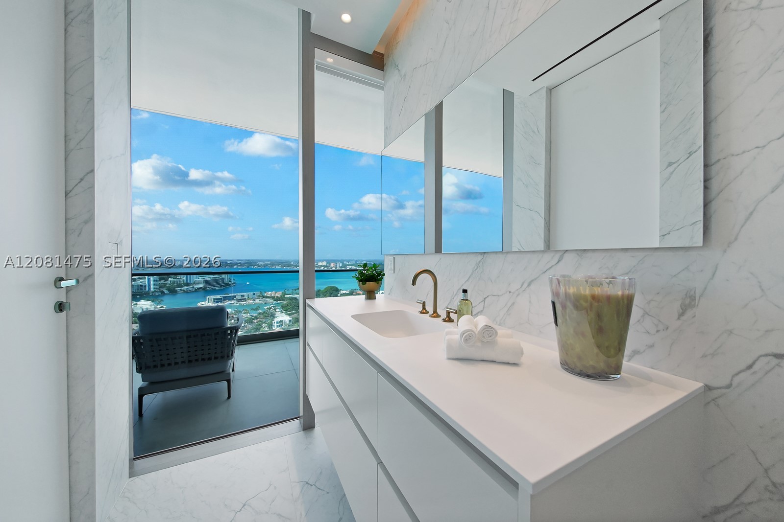 10203 Collins Ave #LPH 2701, Bal Harbour FL 33154