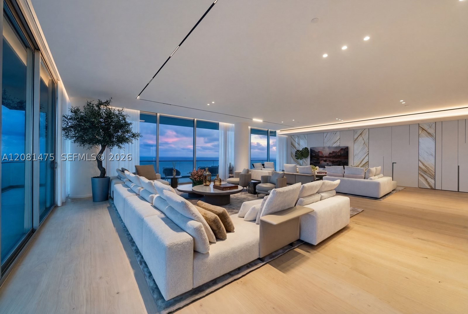 10203 Collins Ave #LPH 2701, Bal Harbour FL 33154