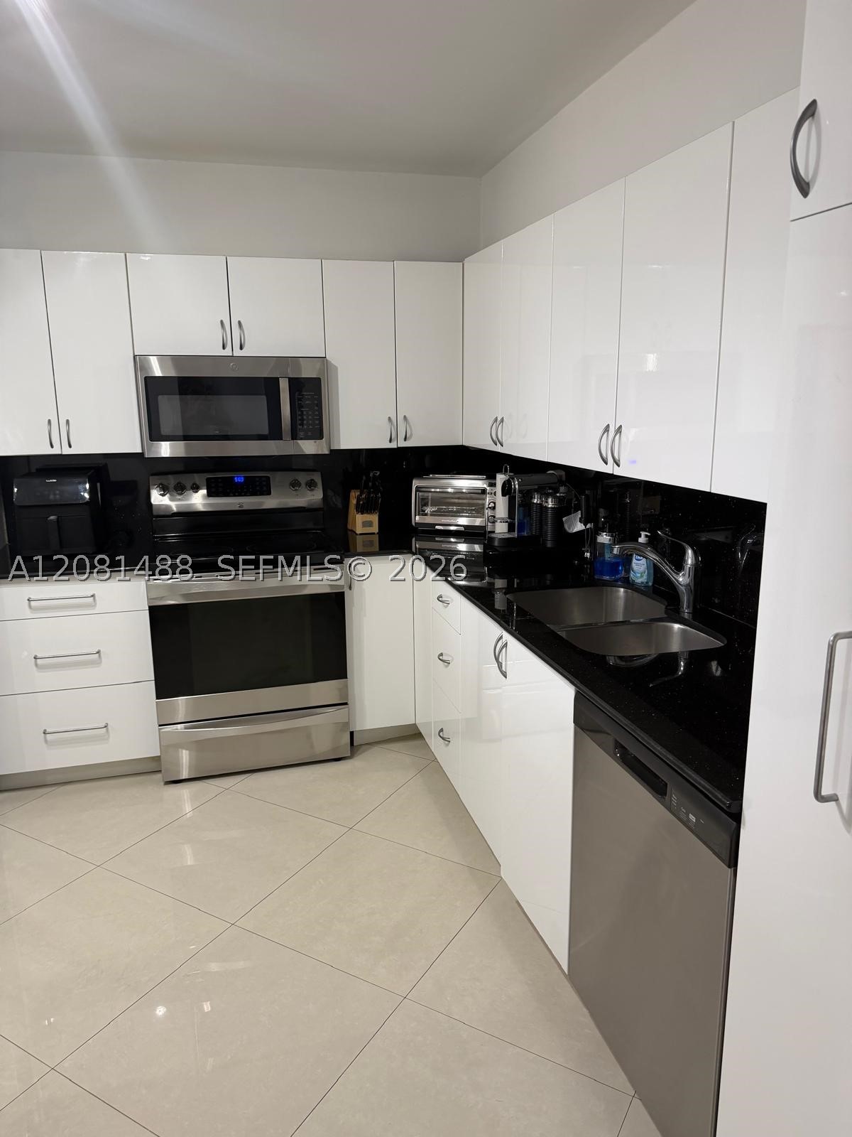 8877 Collins Ave #708, Surfside FL 33154