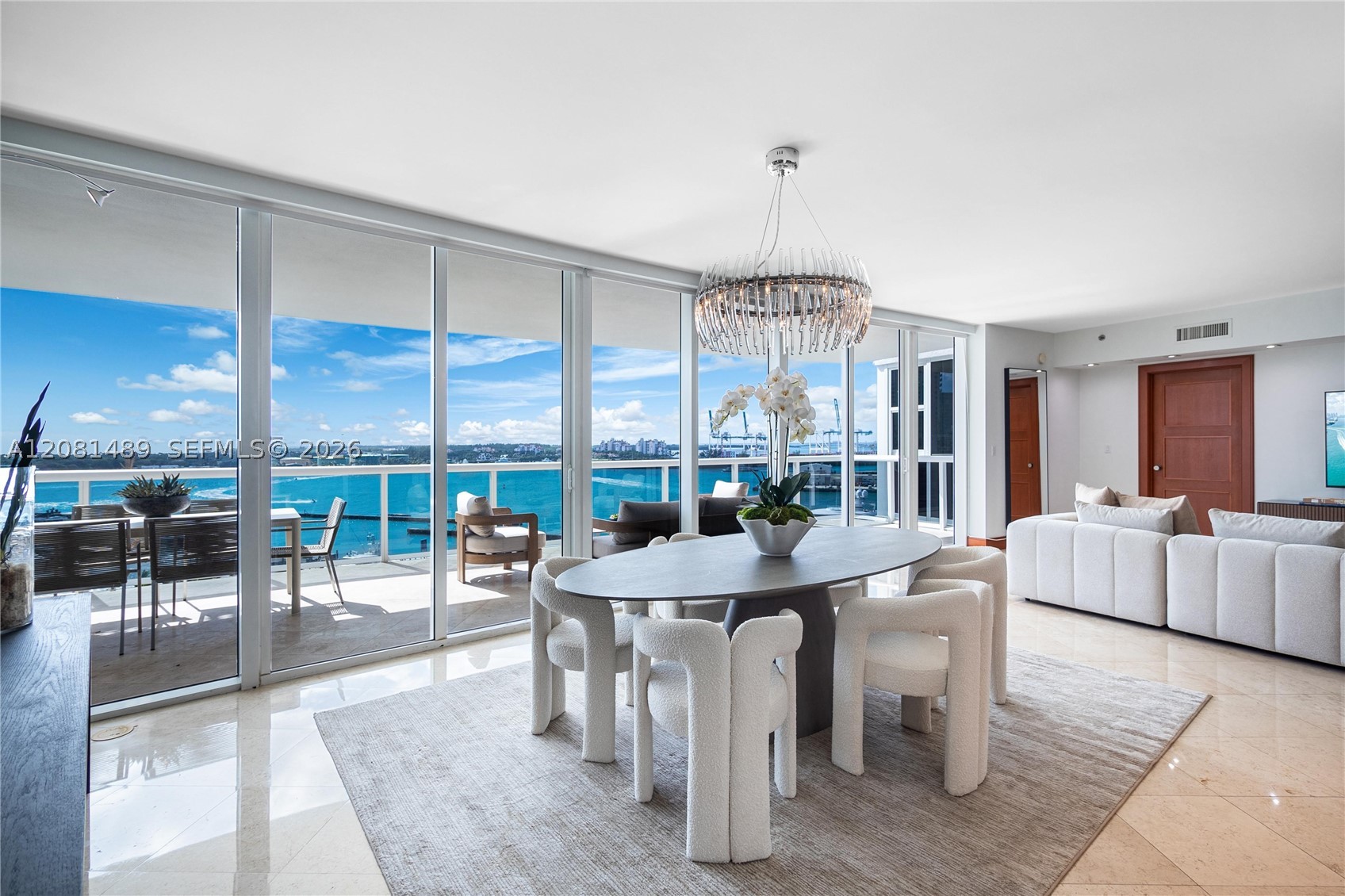 400 Alton Rd #1106, Miami Beach FL 33139