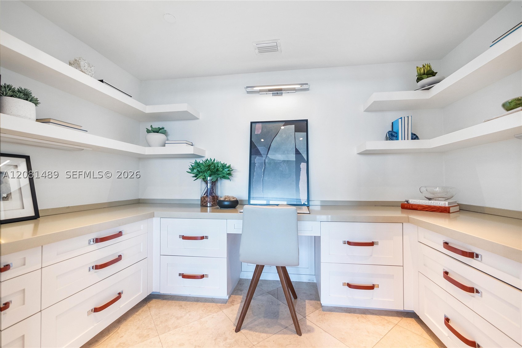 400 Alton Rd #1106, Miami Beach FL 33139