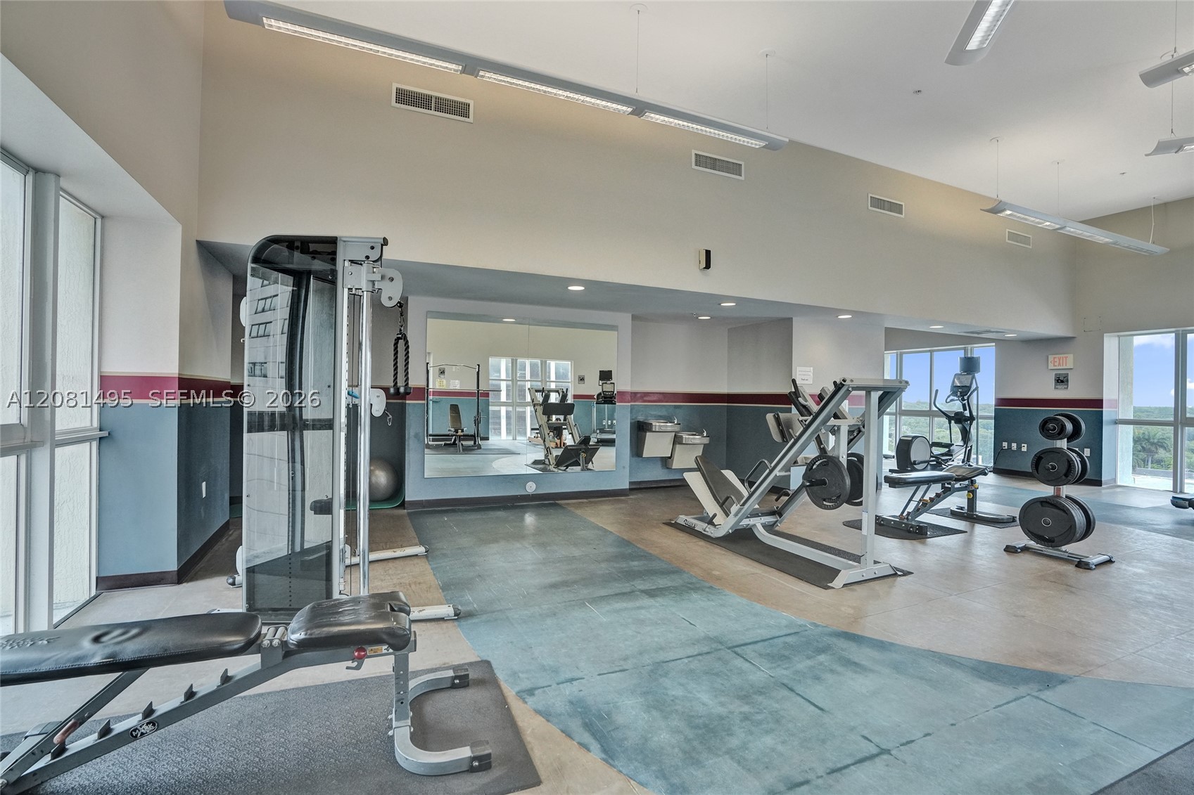 7275 SW 90th St #C410, Miami FL 33156