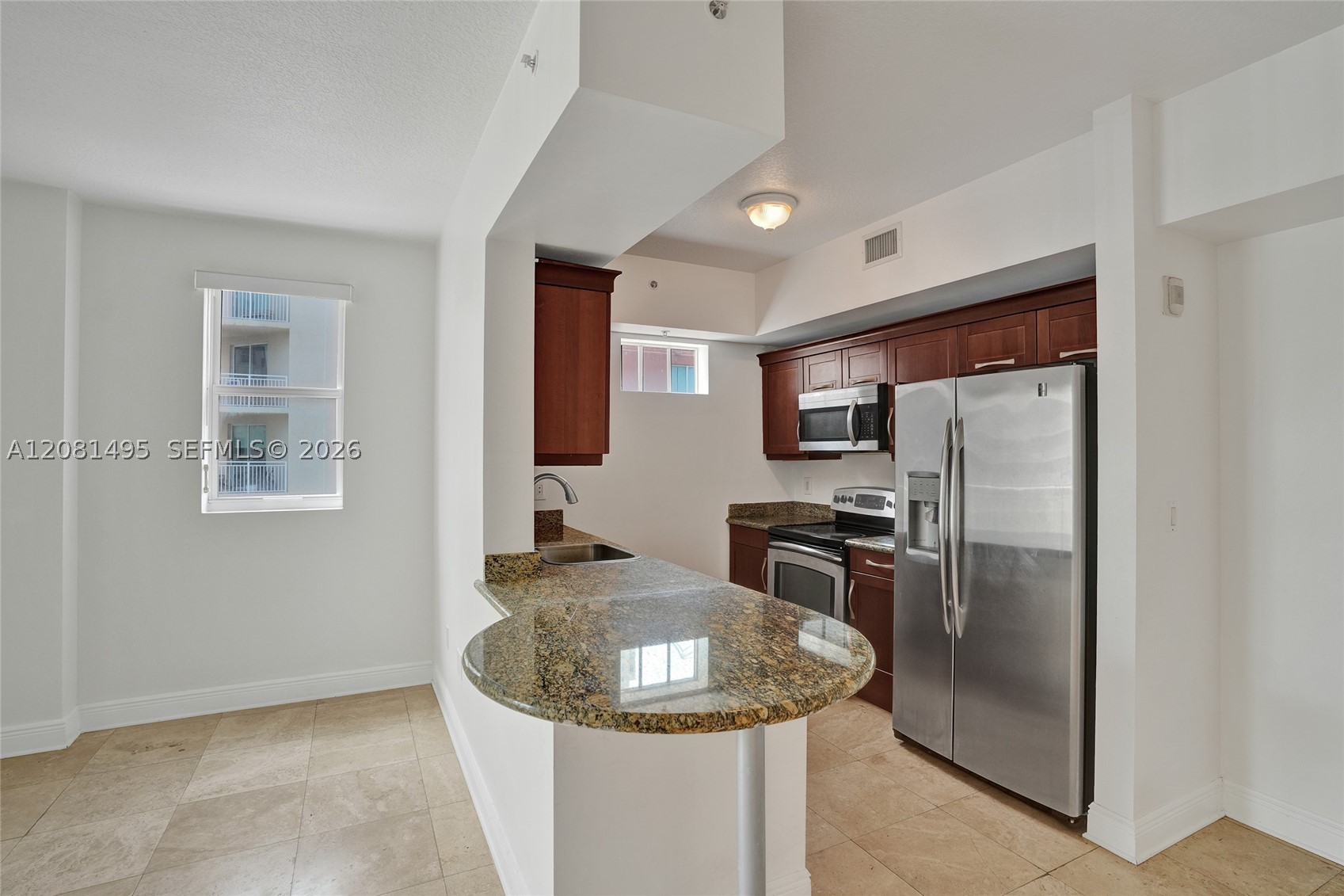 7275 SW 90th St #C410, Miami FL 33156
