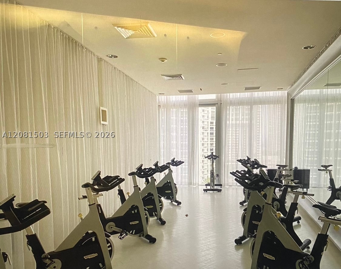 475 Brickell Ave #4910, Miami FL 33131