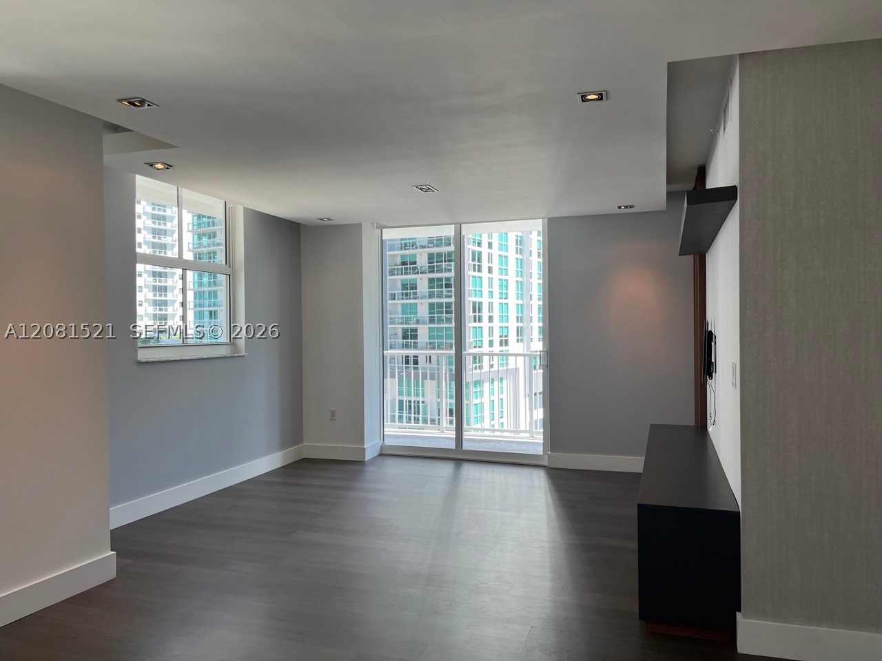 1250 S Miami Ave #1414, Miami FL 33130