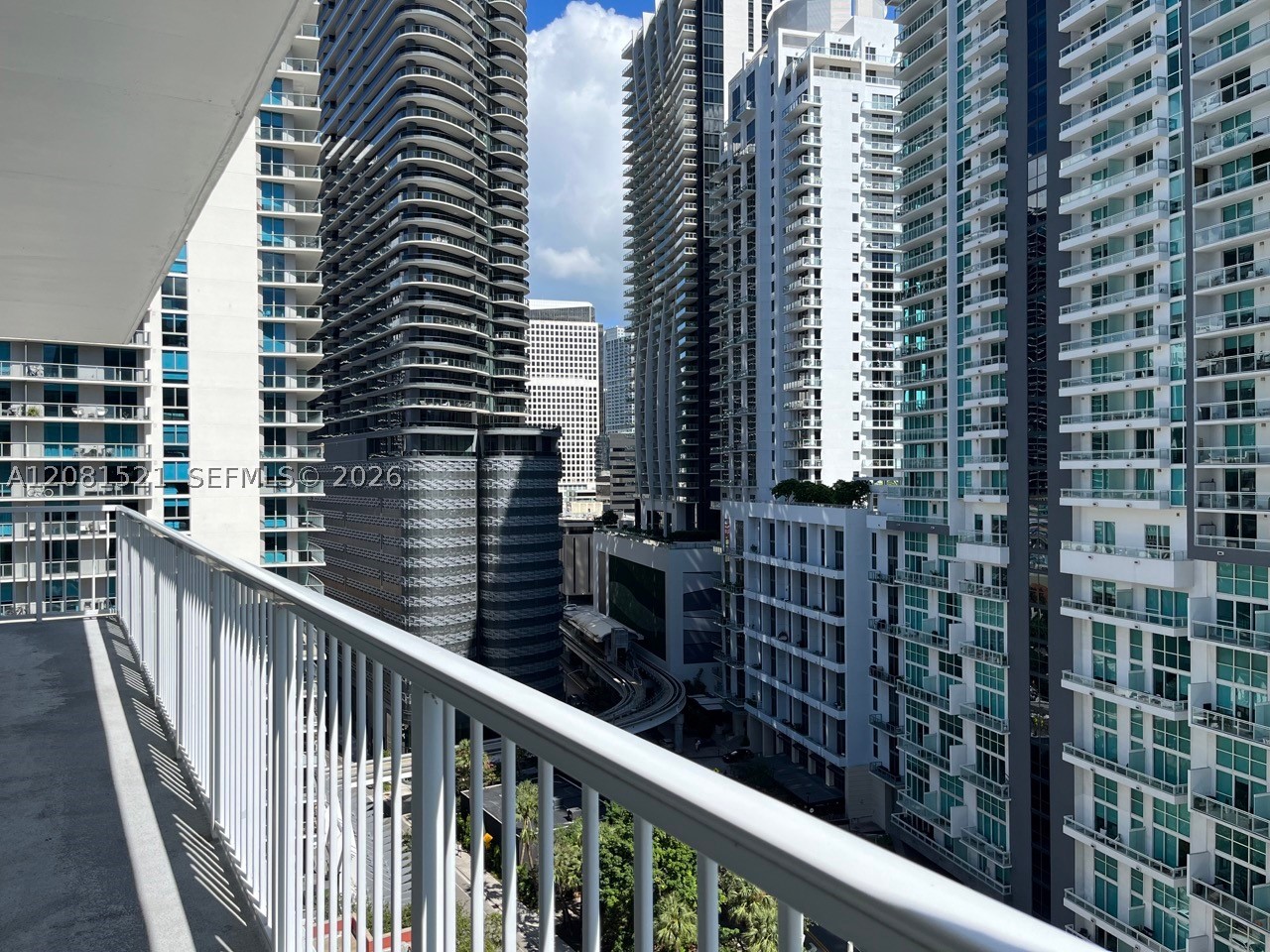 1250 S Miami Ave #1414, Miami FL 33130
