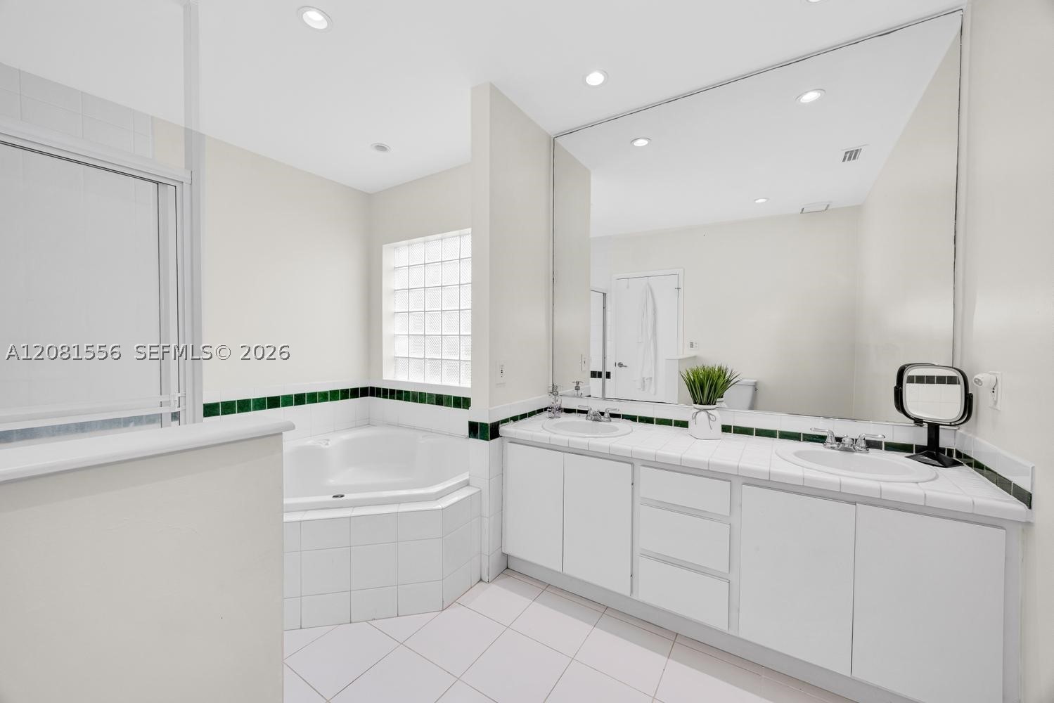 6610 Santona St, Coral Gables FL 33146