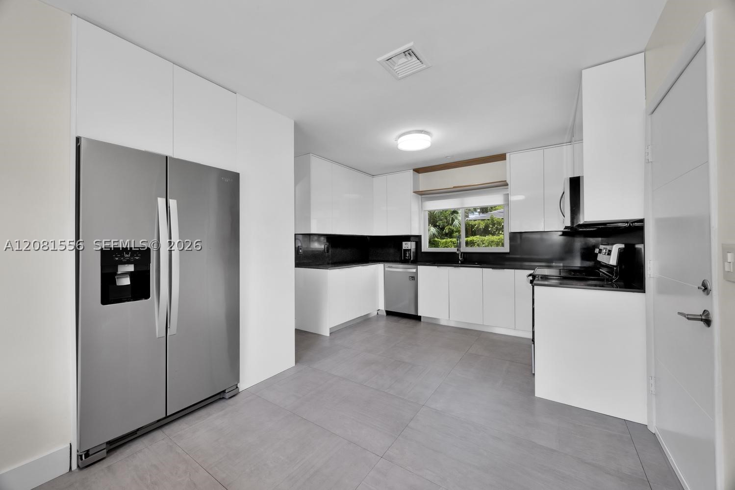 6610 Santona St, Coral Gables FL 33146