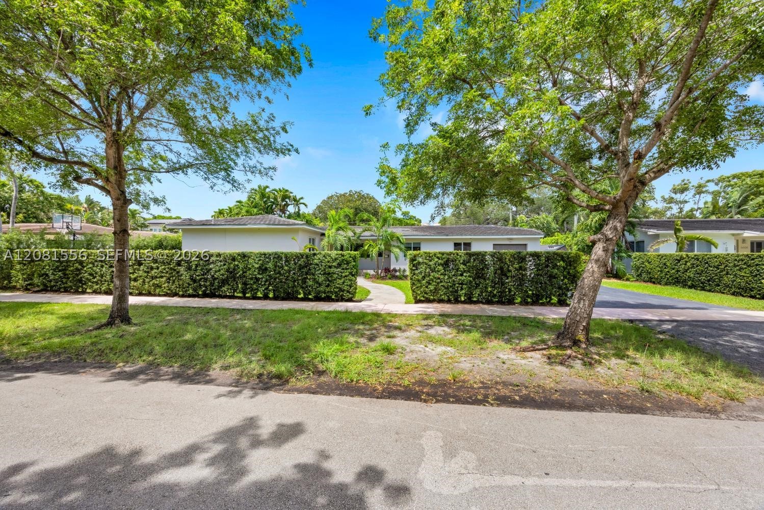 6610 Santona St, Coral Gables FL 33146