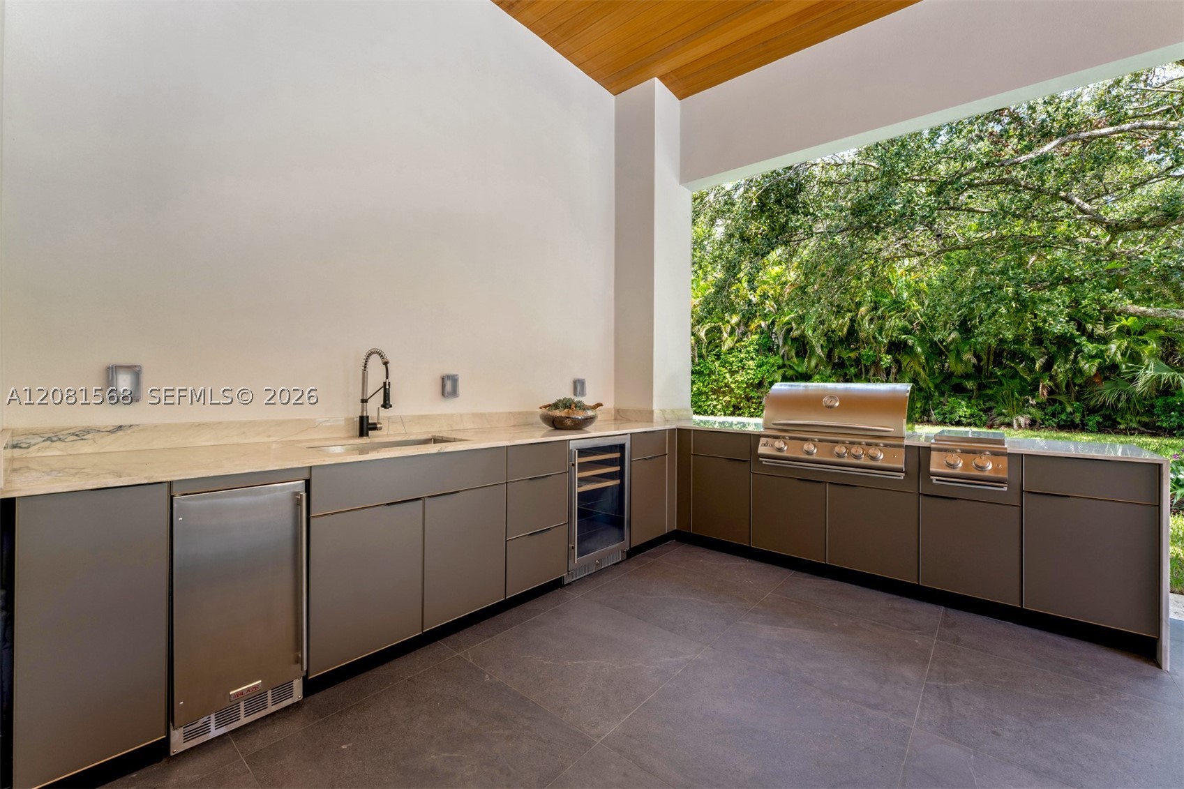 9475 SW 117th Ter, Miami FL 33176