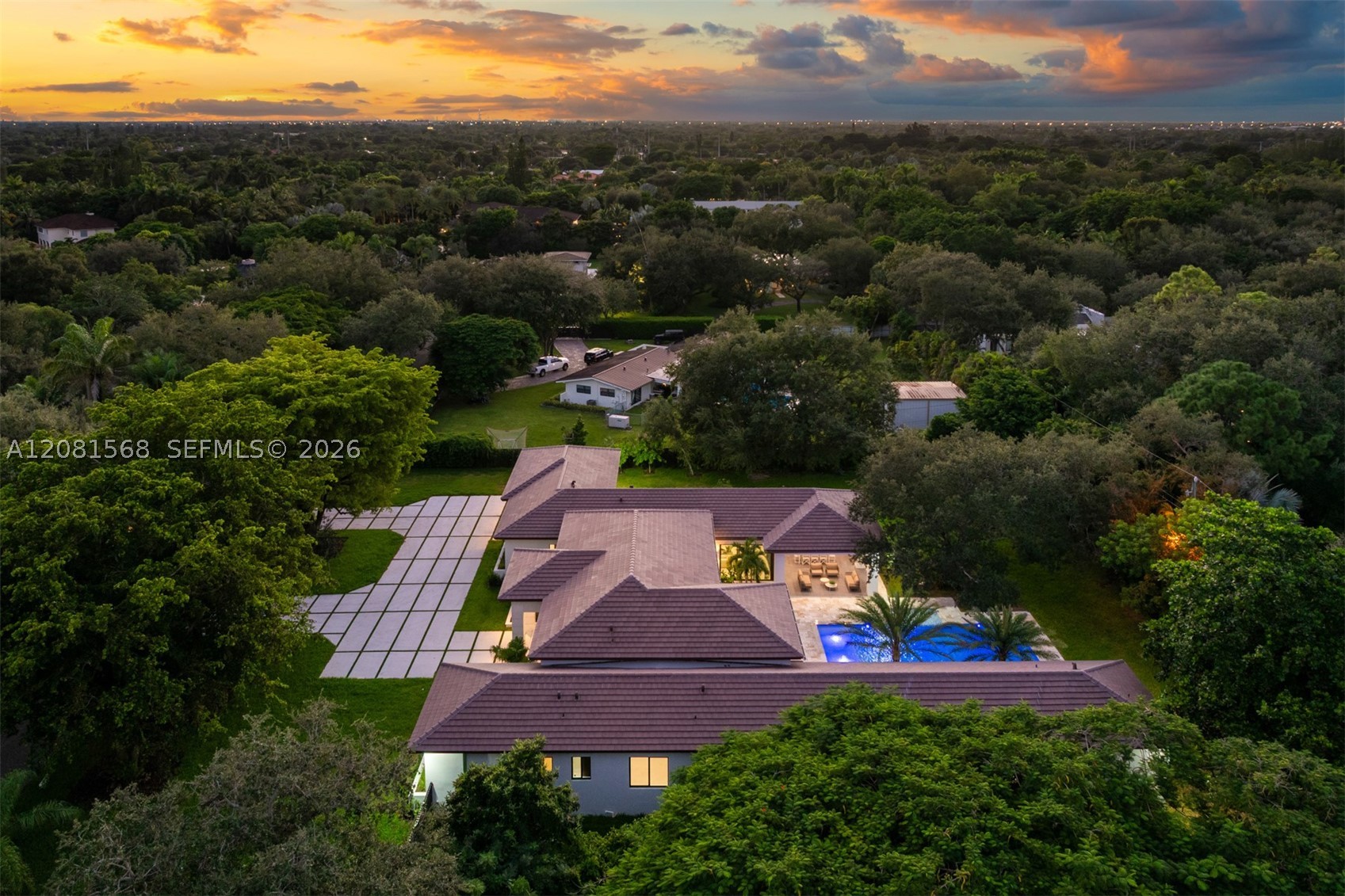9475 SW 117th Ter, Miami FL 33176