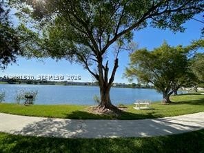 3437 NW 44th St #204, Oakland Park FL 33309