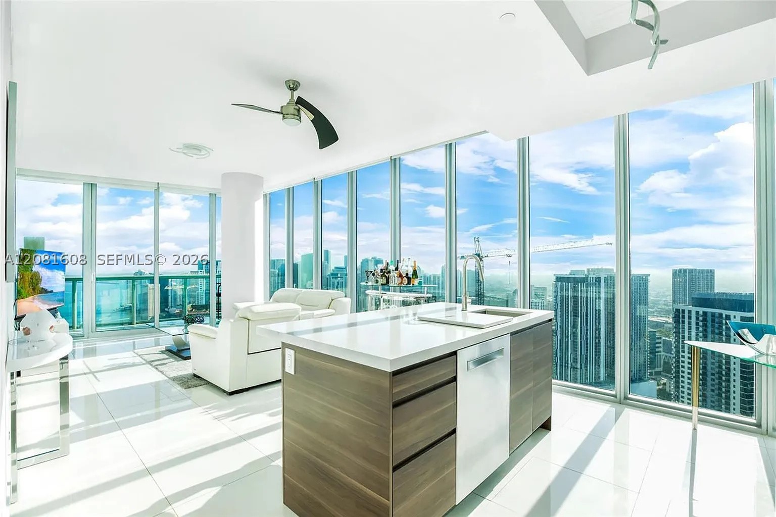 888 Biscayne Blvd #5301, Miami FL 33132