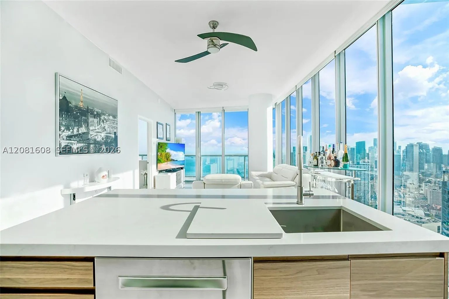 888 Biscayne Blvd #5301, Miami FL 33132