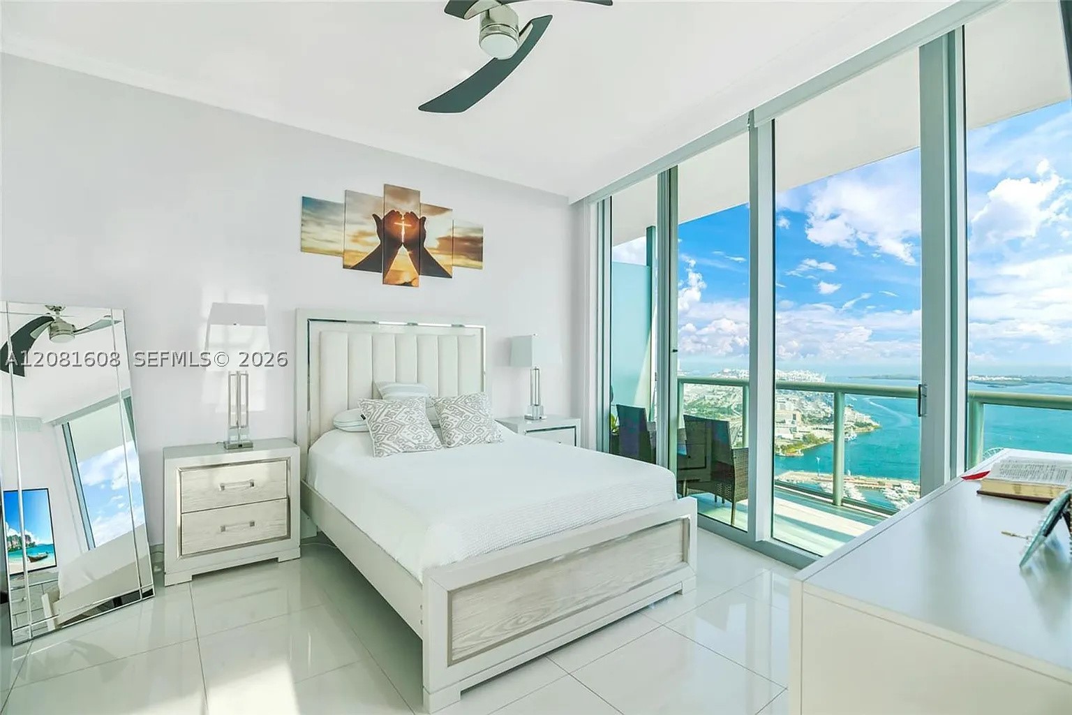 888 Biscayne Blvd #5301, Miami FL 33132